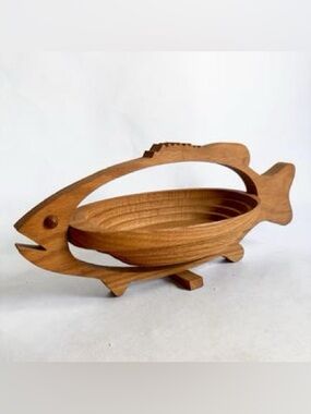 Vintage FISH Authentic John Keim Pear Tree Basket